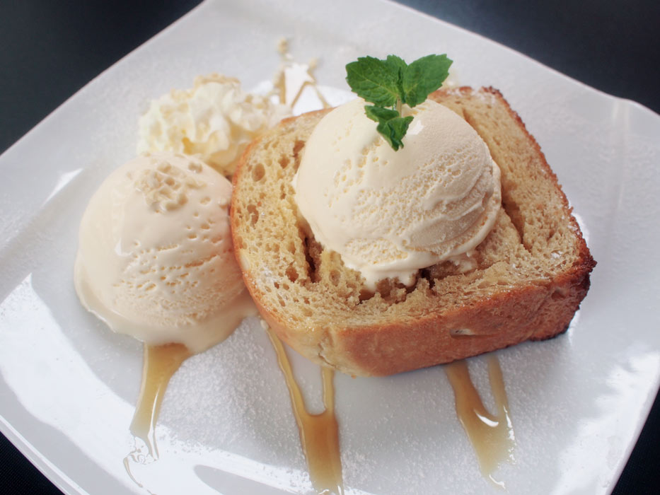Harumi-23_Faridah_Ice-Cream-Bread-Dessert